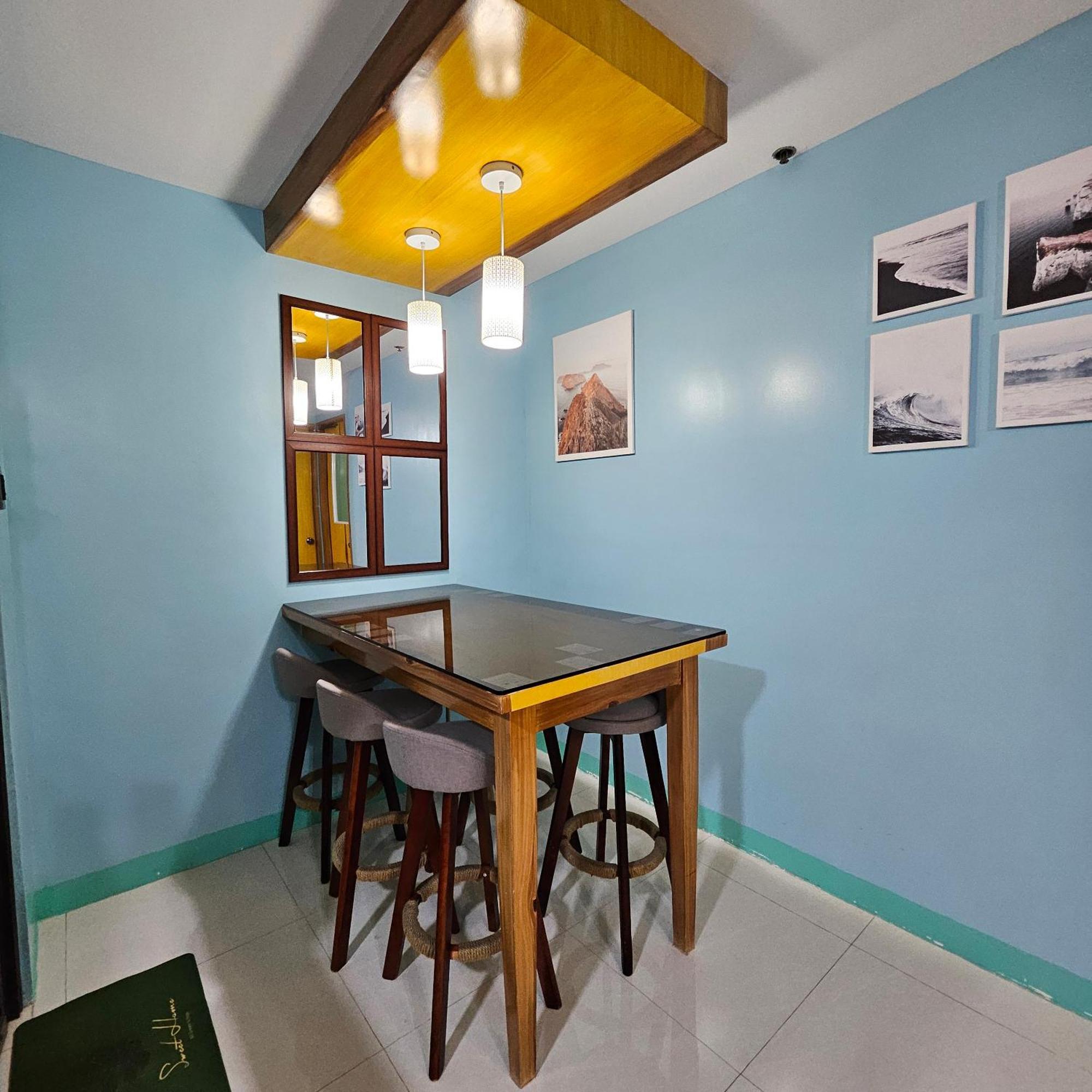 Cozy 2Br Staycation With Balcony Chateau Elysee For 4-6 Pax Paranaque City Экстерьер фото